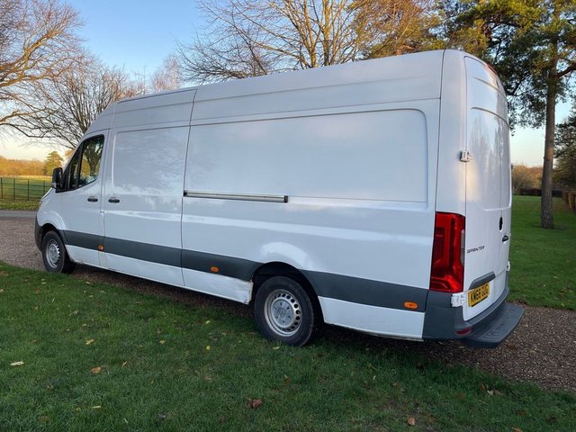 View our MERCEDES-BENZ SPRINTER