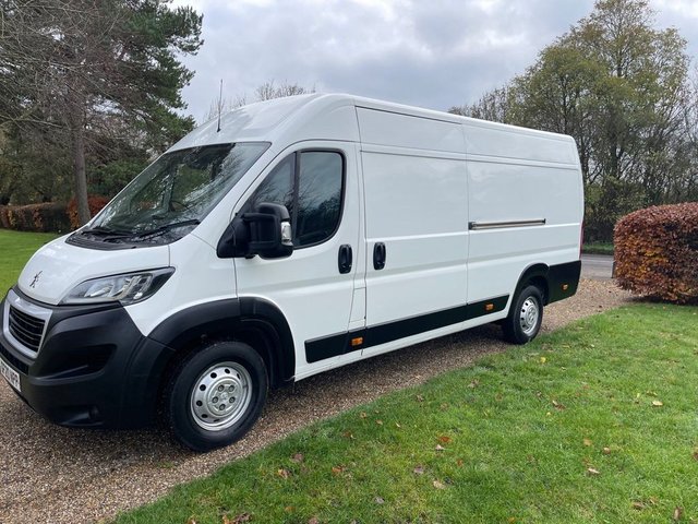 View our PEUGEOT BOXER