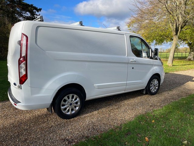 View our FORD TRANSIT CUSTOM