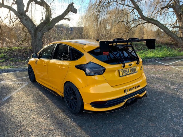 View our FORD FOCUS