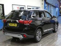 USED 2019 69 MITSUBISHI OUTLANDER 2.0 EXCEED 5d 148 BHP SAT NAV LEATHER HEATED CRUISE 1 OWNER MITSUBISHI WARRANTY TILL DEC 2024