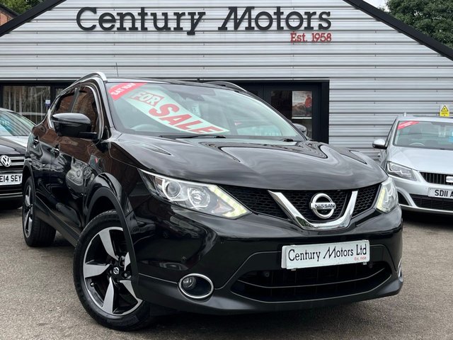 2016 65 Nissan Qashqai 1.5 dCi N-CONNECTA (Smart Vision) 5dr - GLASS ROOF