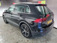 USED 2017 17 VOLKSWAGEN TIGUAN 2.0 SE NAVIGATION TDI BMT DSG 5d 148 BHP 