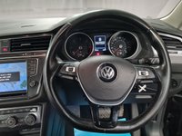 USED 2017 17 VOLKSWAGEN TIGUAN 2.0 SE NAVIGATION TDI BMT DSG 5d 148 BHP 
