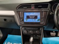 USED 2017 17 VOLKSWAGEN TIGUAN 2.0 SE NAVIGATION TDI BMT DSG 5d 148 BHP 