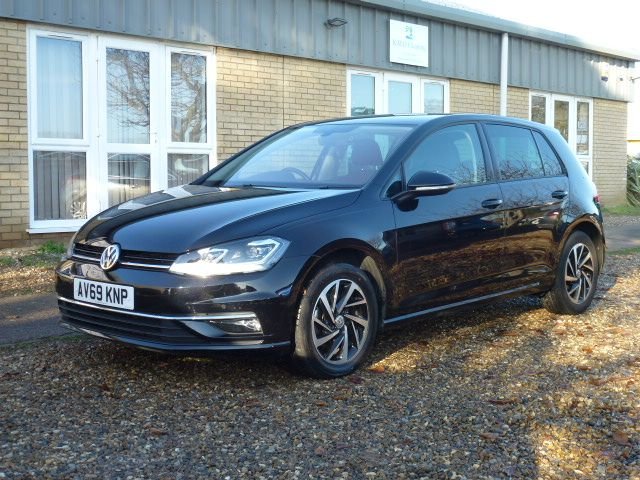 2019 69 Volkswagen Golf 2.0 MATCH EDITION TDI 5d 148 BHP