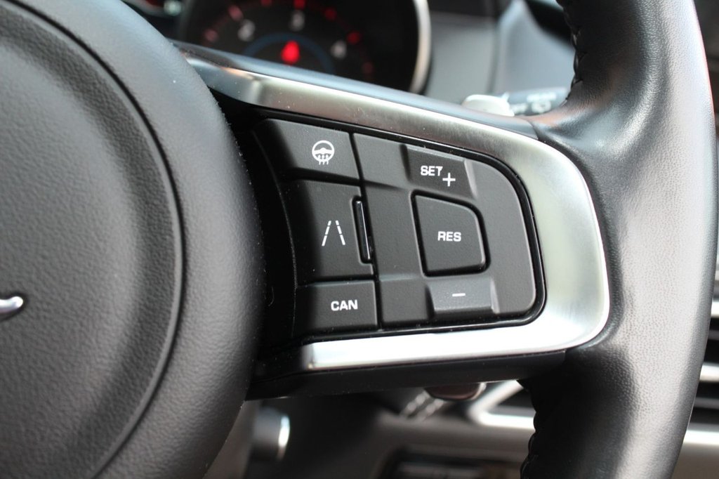2019 Jaguar F-Pace S Awd £34,990