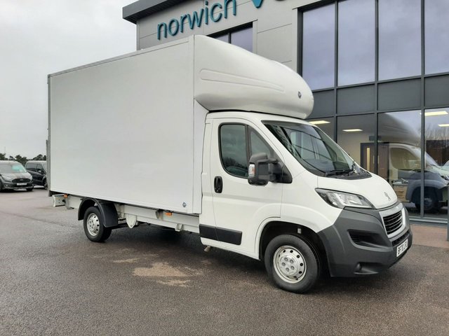 2020 70 Peugeot Boxer 2.2 BLUEHDI LUTON 335 L4 LWB 165 PS *TAIL LIFT*