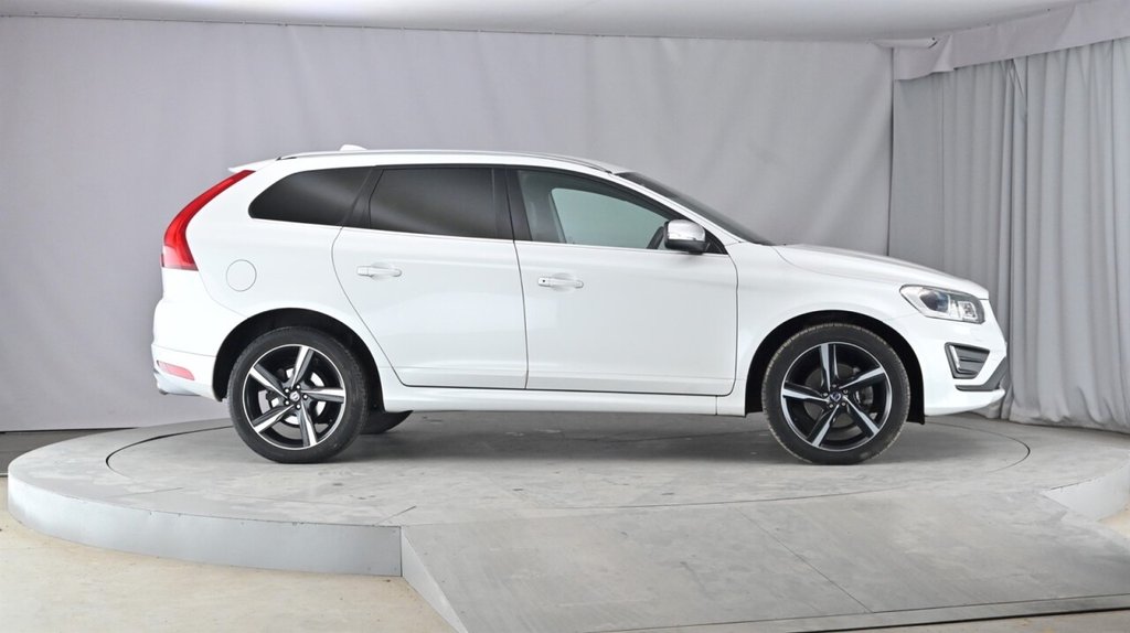USED 2014 64 VOLVO XC60 2.4 D4 R-DESIGN LUX NAV AWD 5d 178 BHP HARMAN KARDON SOUND SYSTEM