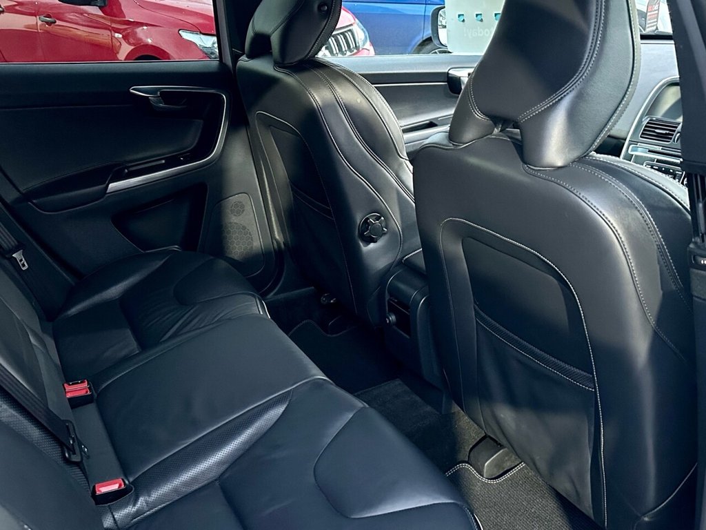 USED 2014 64 VOLVO XC60 2.4 D4 R-DESIGN LUX NAV AWD 5d 178 BHP HARMAN KARDON SOUND SYSTEM