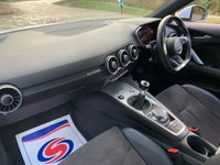 USED 2017 17 AUDI TT 1.8 TFSI SPORT 2d 178 BHP 2017 AUDI TT TFSi SPORT COUPE - 3 FORMER KEEPERS - VIRTUAL I-COCKPIT - SATELLITE NAVIGATION - 1/2 LEATHER ALCANTARA TRIM - SERVICE HISTORY - BRAND NEW FRONT DISCS AND PADS - 18 INCH ALLOY WHEELS