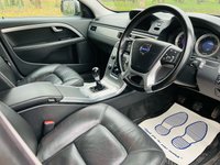 USED 2011 11 VOLVO XC70 2.4 D5 SE LUX AWD 5d 212 BHP SATELLITE NAVIGATION 4 WHEEL DRIVE