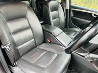 USED 2011 11 VOLVO XC70 2.4 D5 SE LUX AWD 5d 212 BHP SATELLITE NAVIGATION 4 WHEEL DRIVE