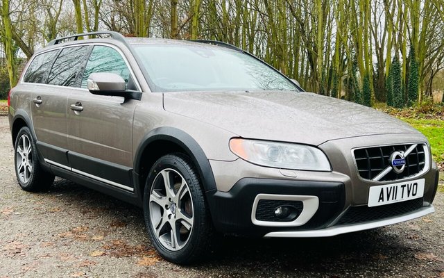 2011 11 Volvo Xc70 2.4 D5 SE LUX AWD 5d 212 BHP