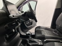 USED 2018 68 CITROEN C4 CACTUS 1.2 PURETECH FLAIR S/S EAT6 5d 109 BHP 17409 Miles Automatic, Panoramic glass roof