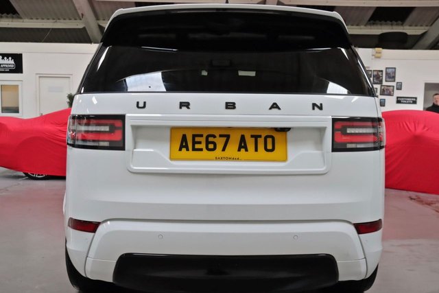 View our LAND ROVER DISCOVERY