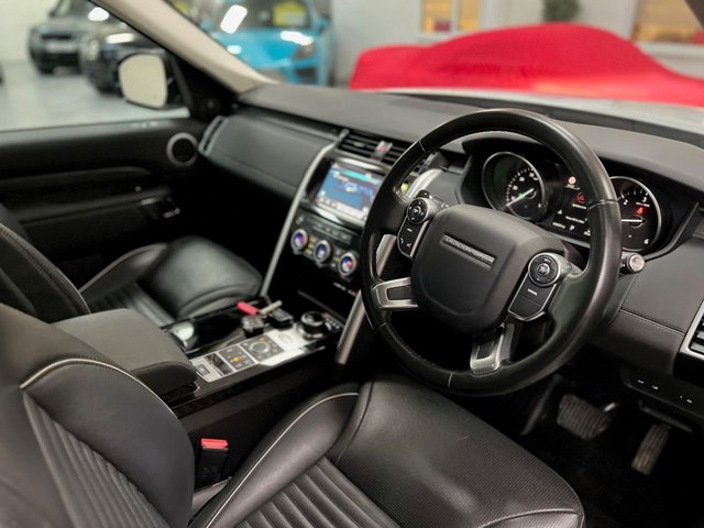 View our LAND ROVER DISCOVERY