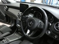 USED 2019 19 MERCEDES-BENZ GLA-CLASS 1.6 GLA 180 URBAN EDITION 5d 121 BHP SAT NAV PART LEATHER CAMERA 1 OWNER FULL MERC SERVICE HISTORY 6 MONTHS GOLD WARRANTY