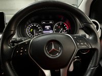 USED 2013 13 MERCEDES-BENZ B-CLASS 1.8 B180 CDI BLUEEFFICIENCY SPORT 5d 109 BHP * NAV * LEATHER * 17" ALLOYS * PRIVACY * PARK SENSORS * &pound;30 ROAD TAX *