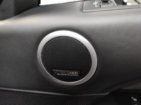 USED 2017 17 LAND ROVER DISCOVERY 3.0 TD6 HSE LUXURY 5d 255 BHP 1 Owner Rear Entertainment