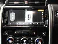 USED 2017 17 LAND ROVER DISCOVERY 3.0 TD6 HSE LUXURY 5d 255 BHP 1 Owner Rear Entertainment