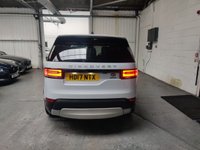 USED 2017 17 LAND ROVER DISCOVERY 3.0 TD6 HSE LUXURY 5d 255 BHP 1 Owner Rear Entertainment