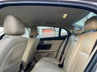 USED 2012 12 JAGUAR XF 2.2 D PREMIUM LUXURY 4d 190 BHP 