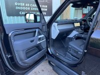 USED 2022 72 LAND ROVER DEFENDER 3.0 X-DYNAMIC S MHEV 5d 246 BHP ONLY 800 MILES