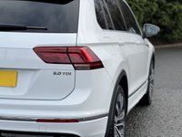 USED 2017 67 VOLKSWAGEN TIGUAN 2.0 TDI (150) R Line BlueMotion 5dr !! NATIONWIDE DELIVERY AVAILABLE !!