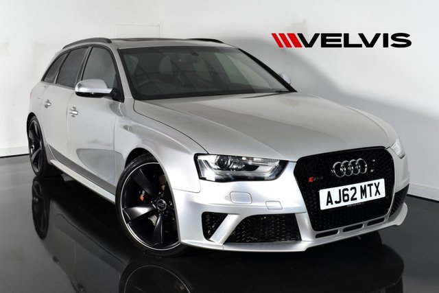 2013 62 Audi A4 4.2 RS4 AVANT FSI QUATTRO 5d 444 BHP