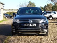 USED 2016 66 VOLKSWAGEN TOUAREG 3.0 V6 R-LINE PLUS TDI BLUEMOTION TECHNOLOGY 5d 259 BHP www.suffolkcarcentre.co.uk - Located at Reydon