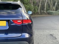 USED 2017 17 JAGUAR F-PACE 2.0d (240) AWD Portfolio 5dr Auto (Panoramic Sunroof / Heads Up Display / Virtual Digital Widescreen Touch Pro) !! NATIONWIDE DELIVERY AVAILABLE !!