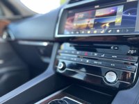 USED 2017 17 JAGUAR F-PACE 2.0d (240) AWD Portfolio 5dr Auto (Panoramic Sunroof / Heads Up Display / Virtual Digital Widescreen Touch Pro) !! NATIONWIDE DELIVERY AVAILABLE !!