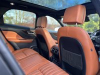 USED 2017 17 JAGUAR F-PACE 2.0d (240) AWD Portfolio 5dr Auto (Panoramic Sunroof / Heads Up Display / Virtual Digital Widescreen Touch Pro) !! NATIONWIDE DELIVERY AVAILABLE !!