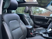 USED 2016 16 KIA SPORTAGE 2.0 CRDI KX-4 5d 182 BHP Panoramic Roof