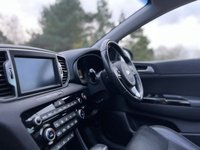 USED 2016 16 KIA SPORTAGE 2.0 CRDI KX-4 5d 182 BHP Panoramic Roof