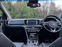 USED 2016 16 KIA SPORTAGE 2.0 CRDI KX-4 5d 182 BHP Panoramic Roof