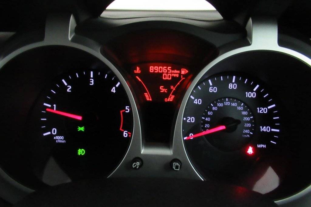 USED 2014 14 NISSAN JUKE 1.5 TEKNA DCI 5d  