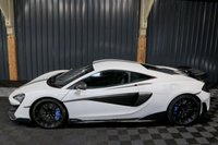 USED 2019 19 MCLAREN 600LT 3.8 V8 SSG 2d 592 BHP HUGE SPEC, NEW MCLAREN WARRANTY, FULL MCLAREN HISTORY & JUST SERVICED 11TH FEB 2023,  FULL PAINT PROTECTION, STUNNING COLOUR COMBINATION