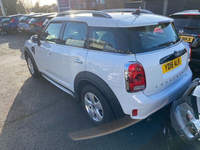 View our MINI COUNTRYMAN