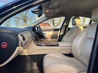 USED 2014 14 JAGUAR XF 2.2 D LUXURY 4d 163 BHP 