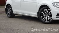 USED 2018 68 VOLKSWAGEN GOLF 1.5 SE NAVIGATION TSI EVO 5d 129 BHP 