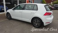 USED 2018 68 VOLKSWAGEN GOLF 1.5 SE NAVIGATION TSI EVO 5d 129 BHP 