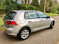 USED 2013 VOLKSWAGEN GOLF 1.4 SE TSI BLUEMOTION TECHNOLOGY 5d 120 BHP//ONLY 38,500 MILES // RETIRED DR OWNER//FULL VW DEALER SERVICE HISTORY X8 STAMPS//REAR PARK SENSORS//ELEC FOLD MIRRORS//BLUETOOTH//MULTI MEDIA//X11 AIRBAGS BLUEMOTION TECHNOLOGY 5d 120 BHP//ONLY 38,500 MILES // RETIRED DR OWNER//FULL VW DEALER SERVICE HISTORY X8 STAMPS//REAR PARK SENSORS//ELEC FOLD MIRRORS//BLUETOOTH//MULTI-MEDIA//X11 AIRBAGS