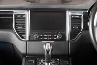 USED 2017 67 PORSCHE MACAN 3.0 D S PDK 5d 258 BHP + NATIONWIDE HOME DELIVERY +