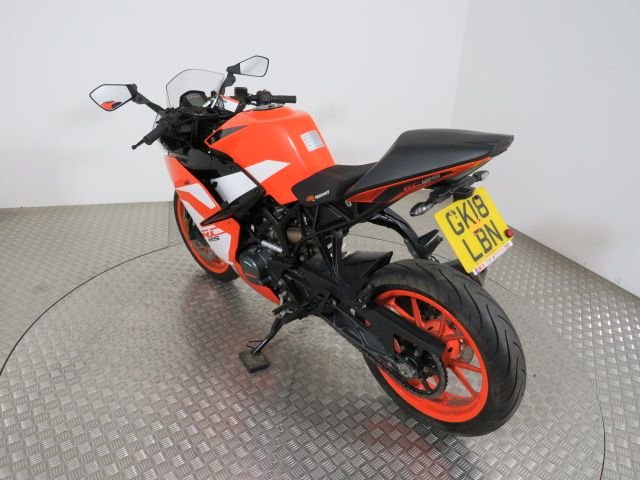 On Road Price In Bangladesh Buy Ktm Rc 125 Bike Price In - Main Image