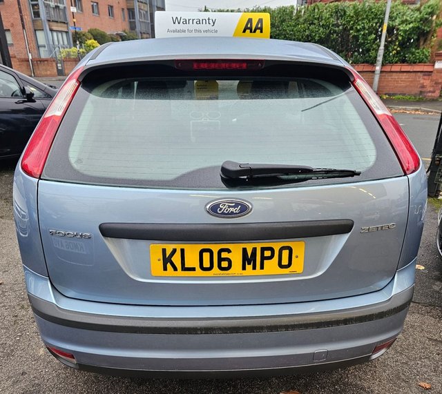 2006 FORD FOCUS 1.6 ZETEC CLIMATE 5d 100 BHP - Photo 9
