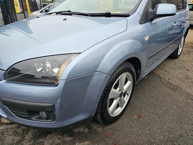 2006 FORD FOCUS 1.6 ZETEC CLIMATE 5d 100 BHP - Photo 5