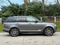 USED 2017 17 LAND ROVER RANGE ROVER 4.4 SDV8 VOGUE 5d 339 BHP 