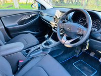 USED 2017 67 HYUNDAI I30 1.0 T-GDI SE 5d 118 BHP LOW MILEAGE  FULL SERVICE HISTORY  REAR PARK CAMERA